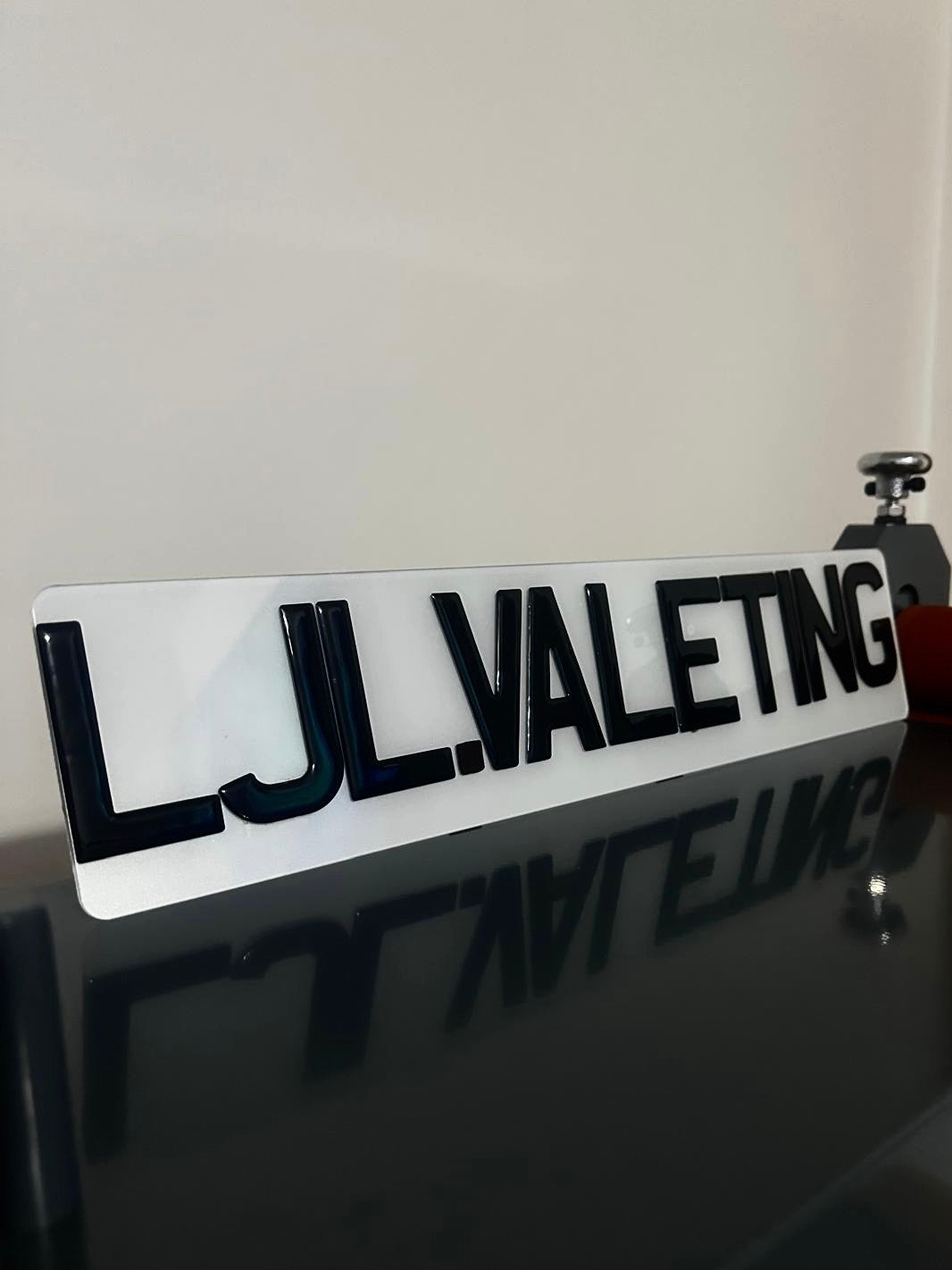 Show Plates
